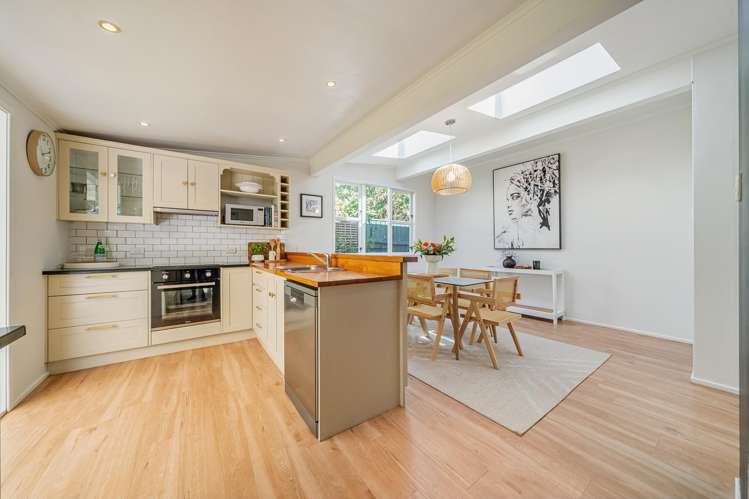 26 Bay Street Petone_10