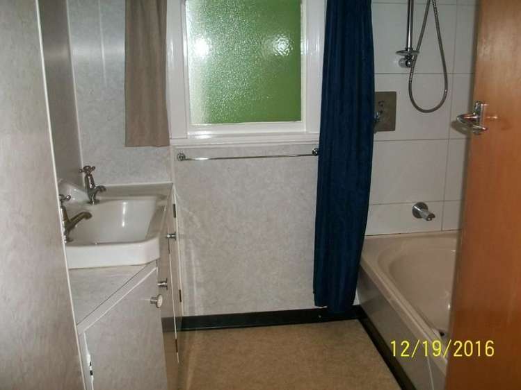 217 Te Atatu Road Te Atatu South_18