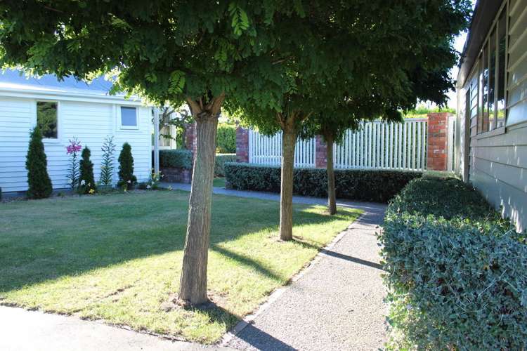 136 Alford Forest Road Allenton_18