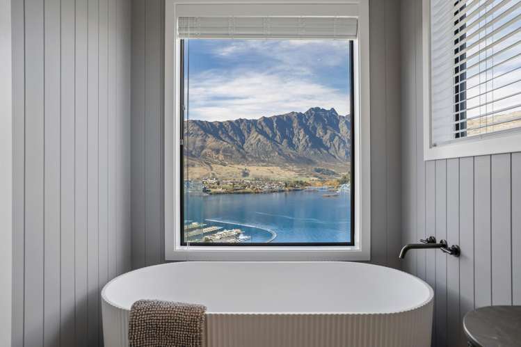 24A Angelo Drive Queenstown_22