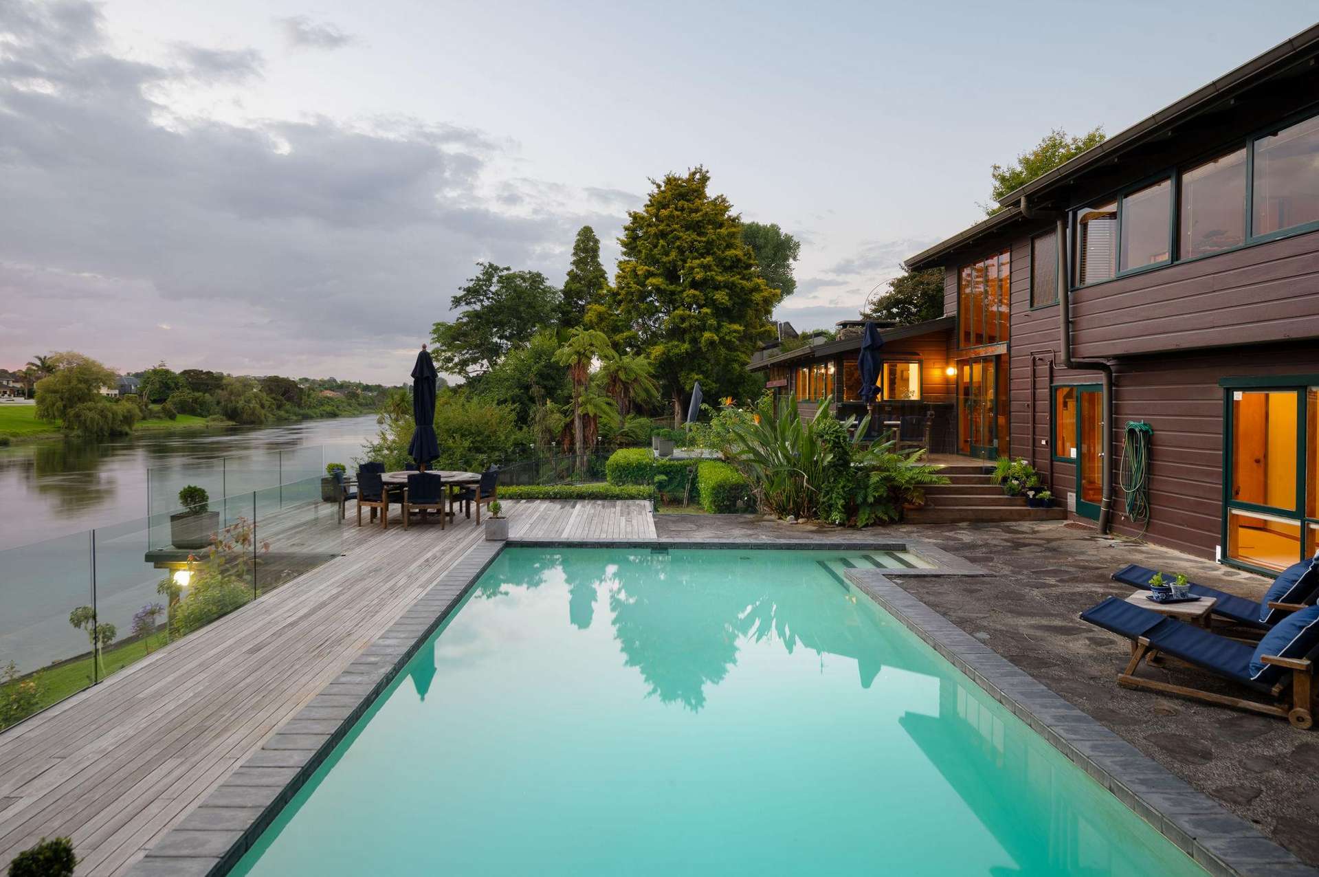 1033 River Road Queenwood_0