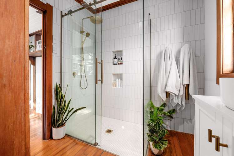 208 Nixon Street Hamilton East_16