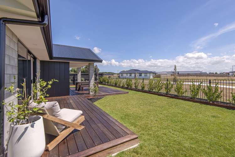 8 Hollard Crescent Lincoln_19