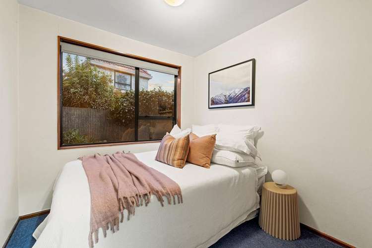 17 Wyatt Place Russley_9