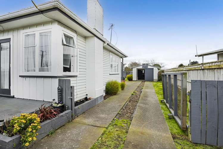 8 Pacey Avenue Hawera_18