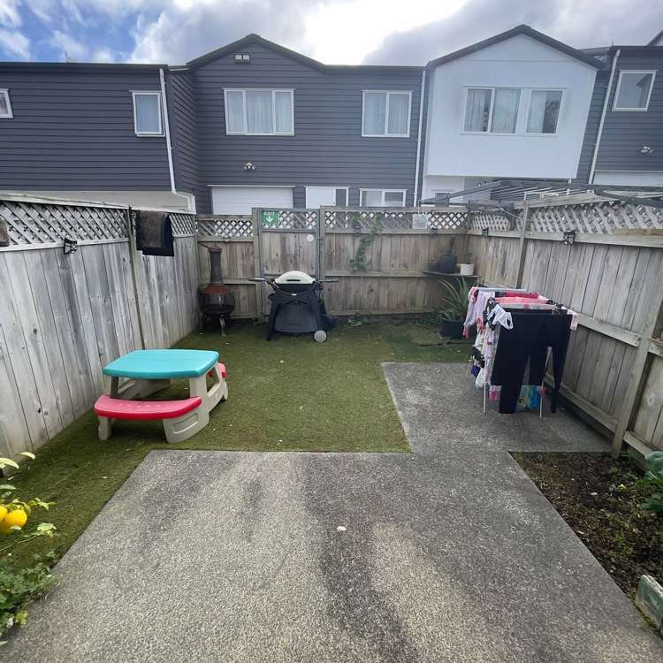 24 Whakawhiti Loop Avondale_10