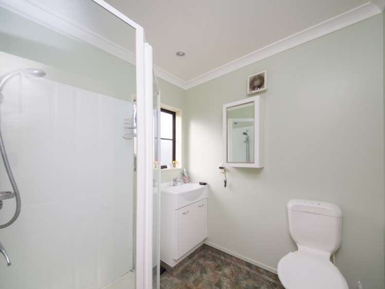 10 Henley Court Highbury_10