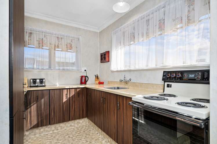 569 Fraser Street Greerton_8