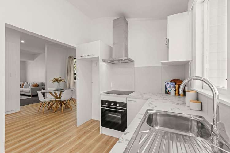 21 Defoe Place Waltham_6