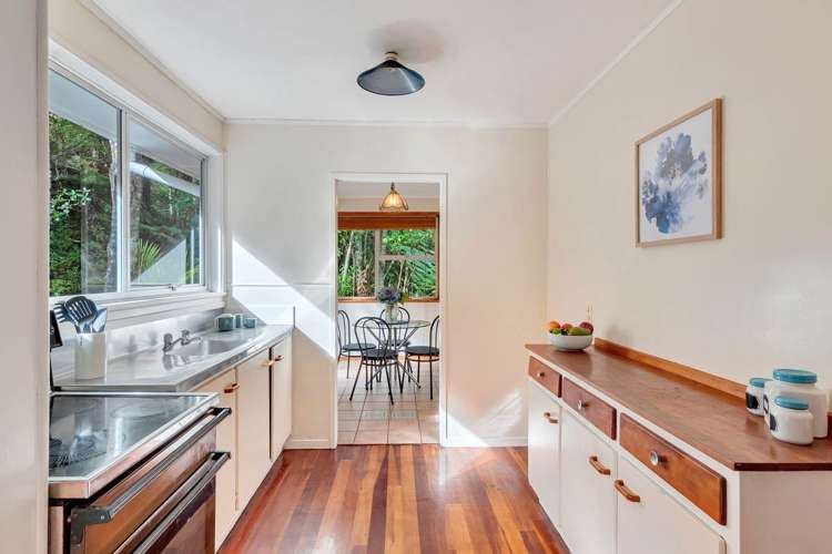 18 Ngaio Road Titirangi_9