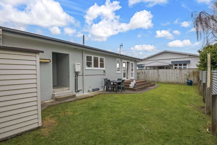 23 Burns Avenue Takaro_13