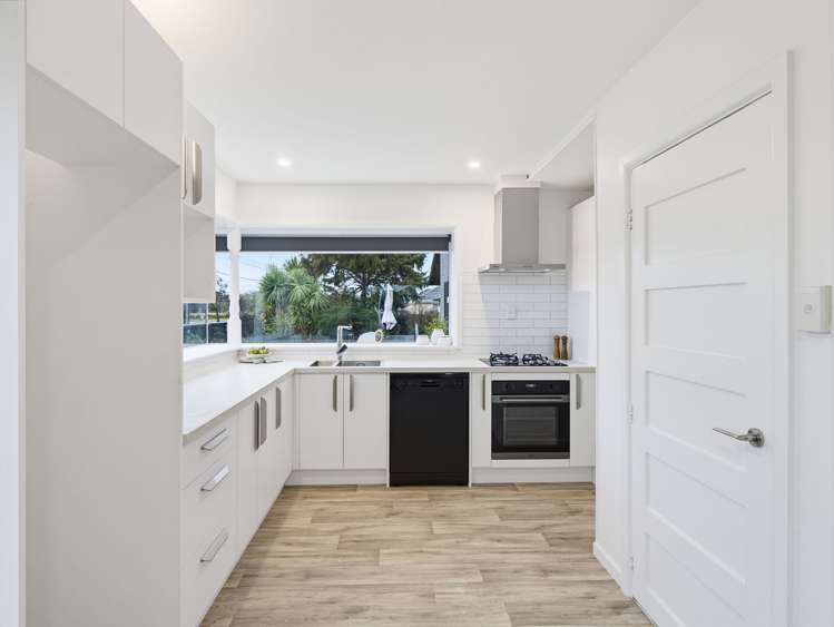 70a Mcbratneys Road Dallington_13