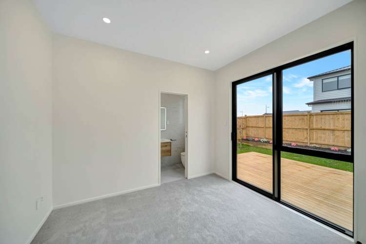 122 Kahui Parade Karaka_10