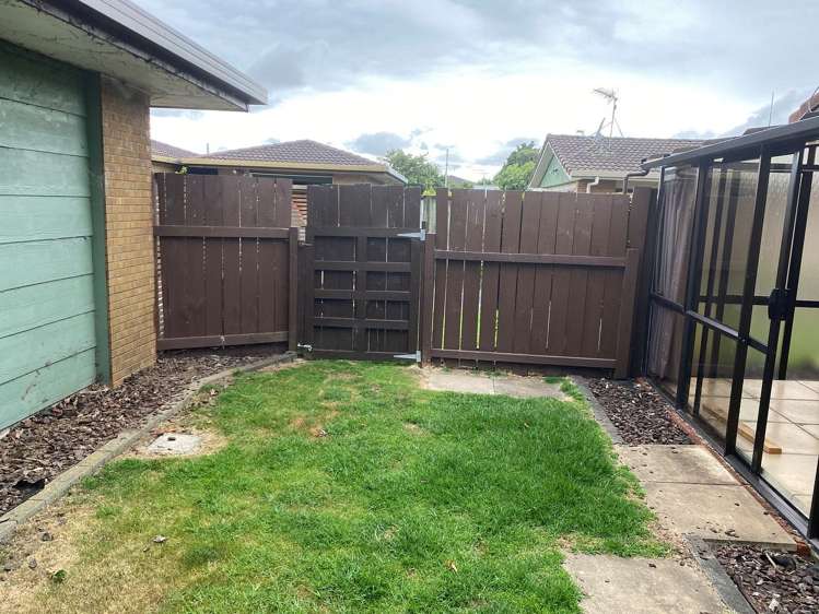 5/2A Short Street Papakura_13