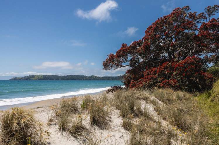 498 Sea View Road Onetangi_40