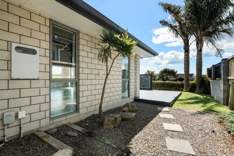 5 Ballintoy Park Drive Welcome Bay_15