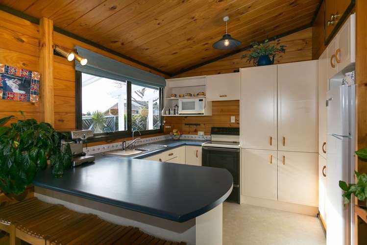 55 Karina Road Merrilands_9