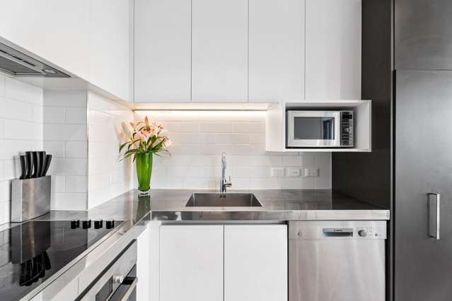 1007/145 Nelson Street Auckland Central_4