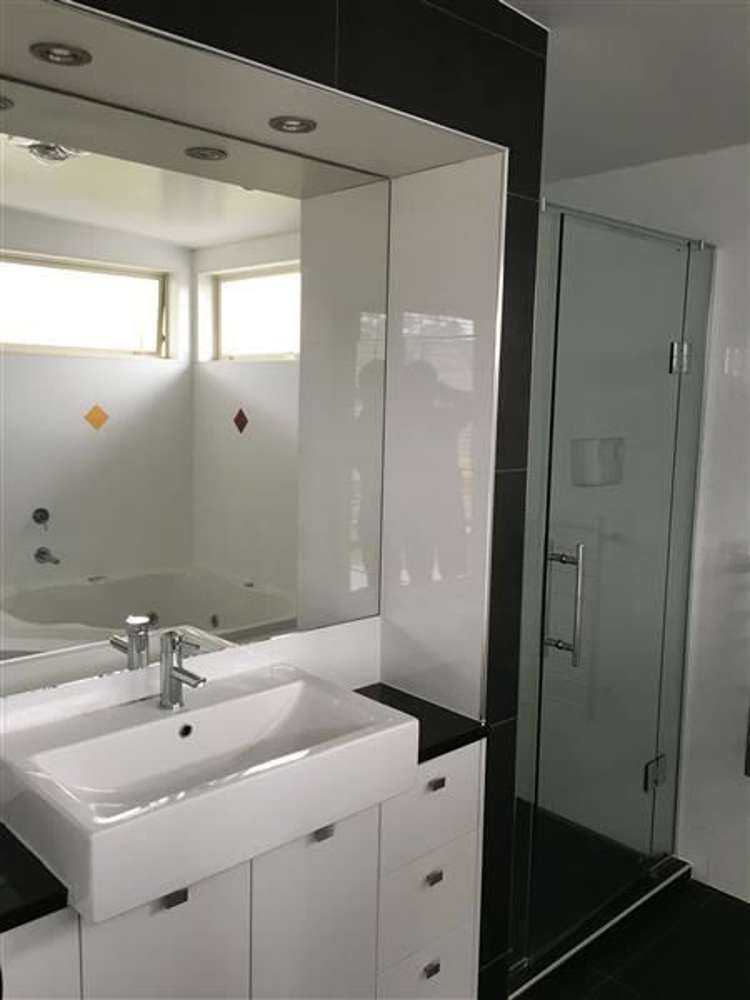 8 Lakeridge Close Northcross_8