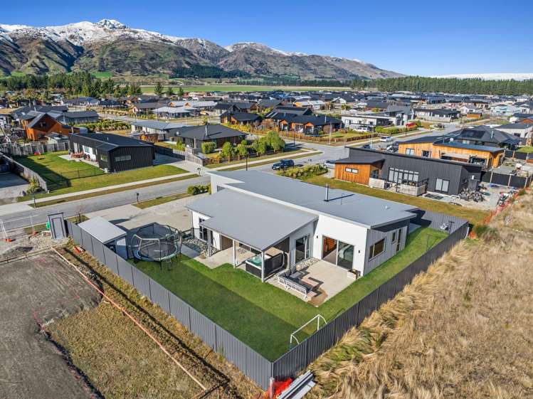 16 Isthmus Place Lake Hawea_19