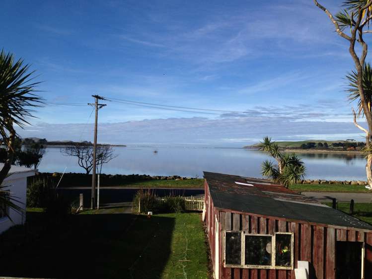 39 Park Lane Owaka_18