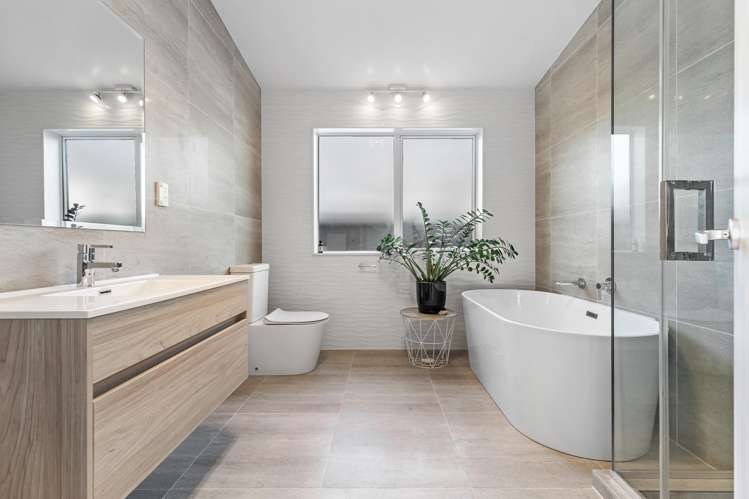 13 Floyd Road Riverhead_24