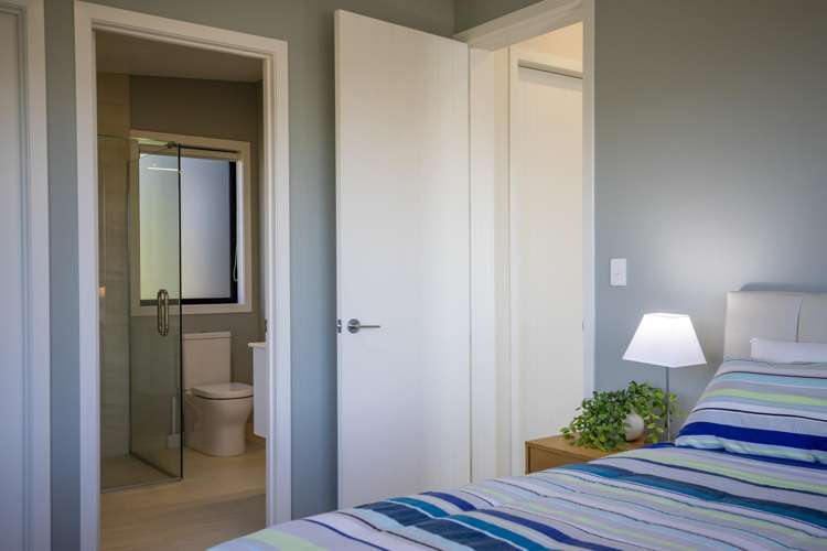 2a Marine Parade Raglan_14