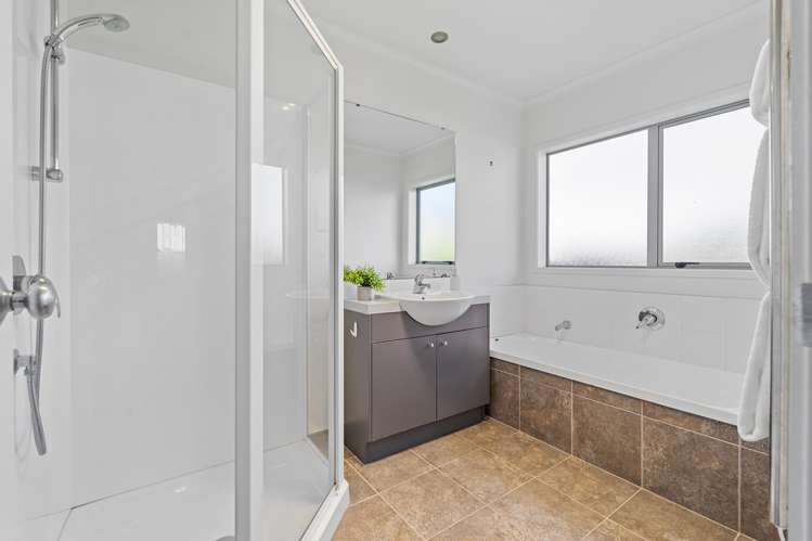 13 Anchorite Way Red Beach_22