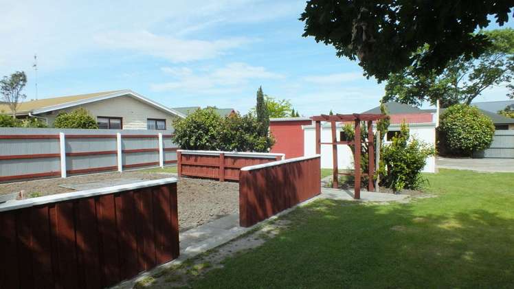 52 Alford Forest Road Allenton_12