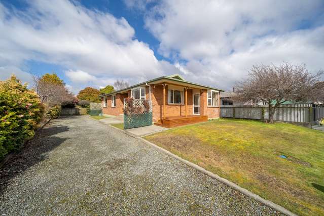 16 Govan Drive Te Anau_1