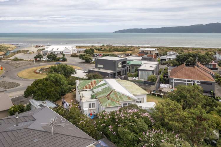 2 Manly Street Paraparaumu Beach_1