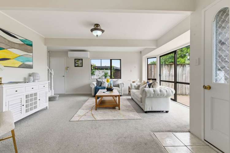 2/14 Galloway Crescent Farm Cove_4