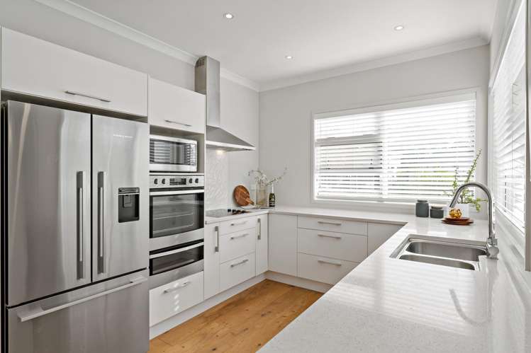 7 Waiarohia Place Hobsonville_5