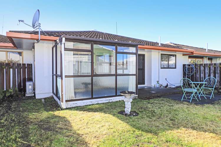 810 Queen Street West Saint Leonards_12