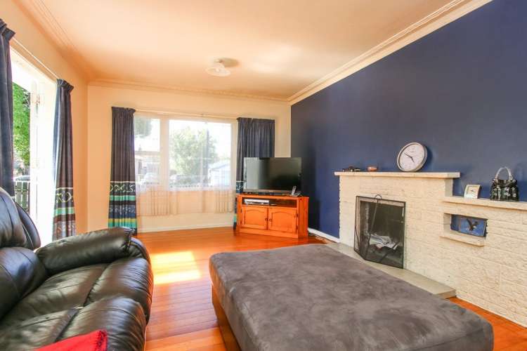 1 Te Kanawa Crescent Henderson_8