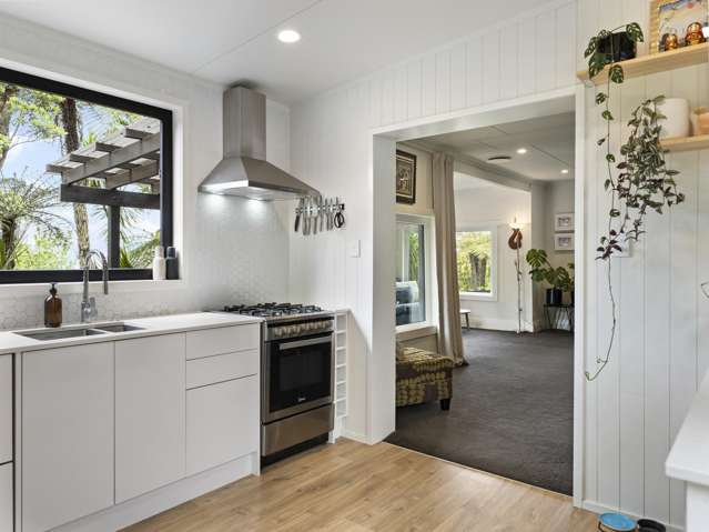 3 Huia Road Titirangi_4