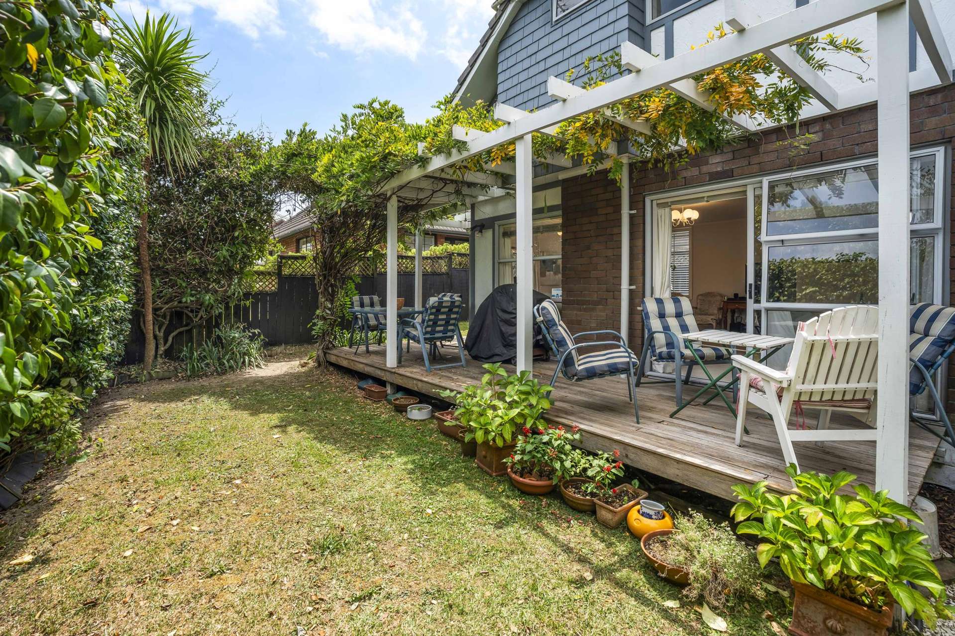 2/4 Elizabethan Gardens St Heliers_0