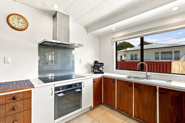 31A Haig Avenue Mt Roskill_10