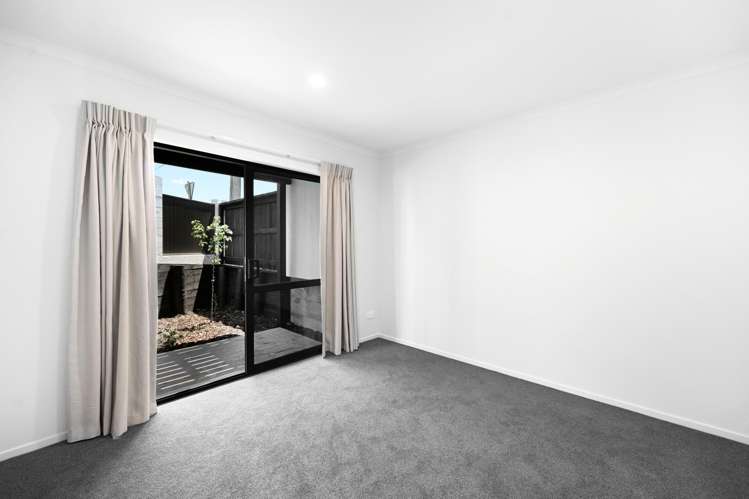 1/6 Ruakiwi Road Hamilton Lake_9