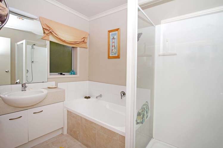 19 Totara Views Drive Red Beach_15