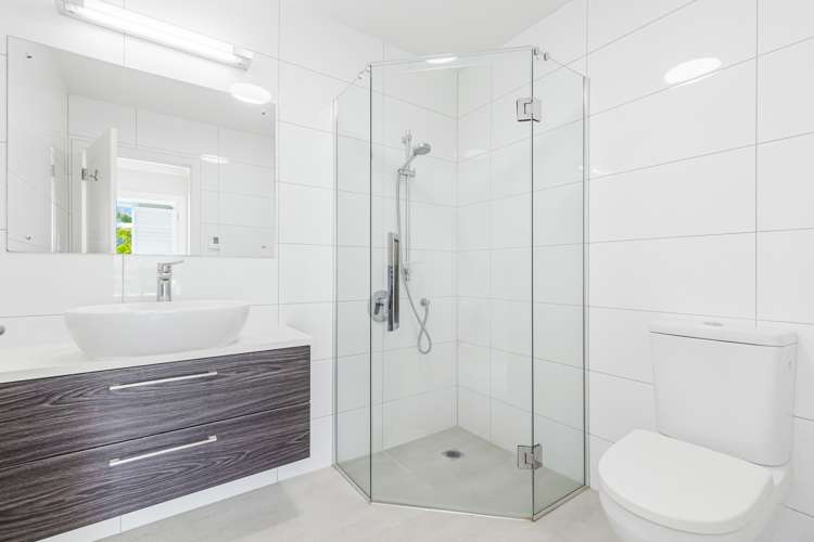 30 Rewa Rewa Lane Orewa_21