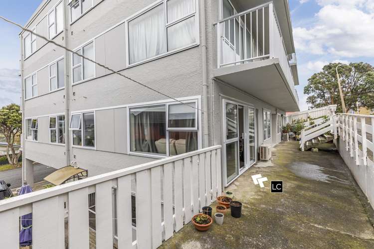 8/32 Akaroa Drive Maupuia_2