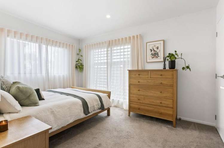 8A Edgar Pearce Place 10679_12