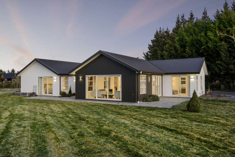 454 Mandeville Road Ohoka Waimakariri Rural Property For Sale
