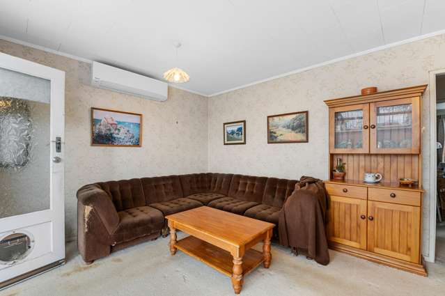 52A Holland Street Glenholme_4