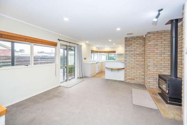 9 Cromwell Drive Fitzroy_3