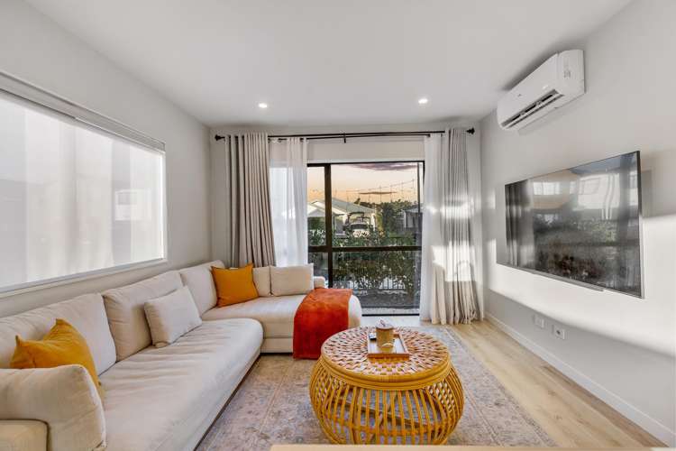 24 Lumbarda Drive Kumeu_7