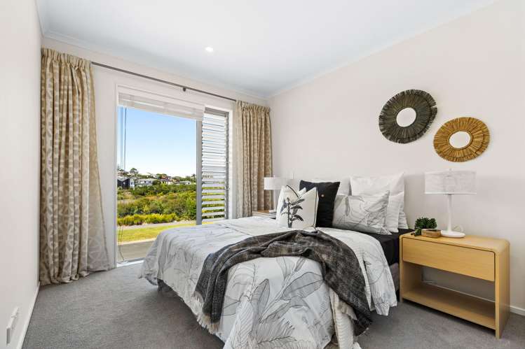 44 Owen Chapman Drive Red Beach_13