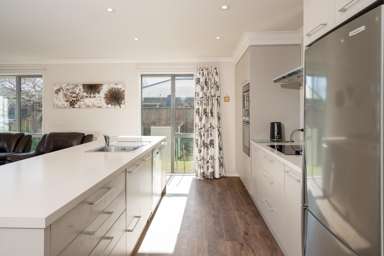 6 Woodhurst Drive_2