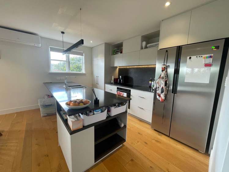 9 Tui Street Belmont_3